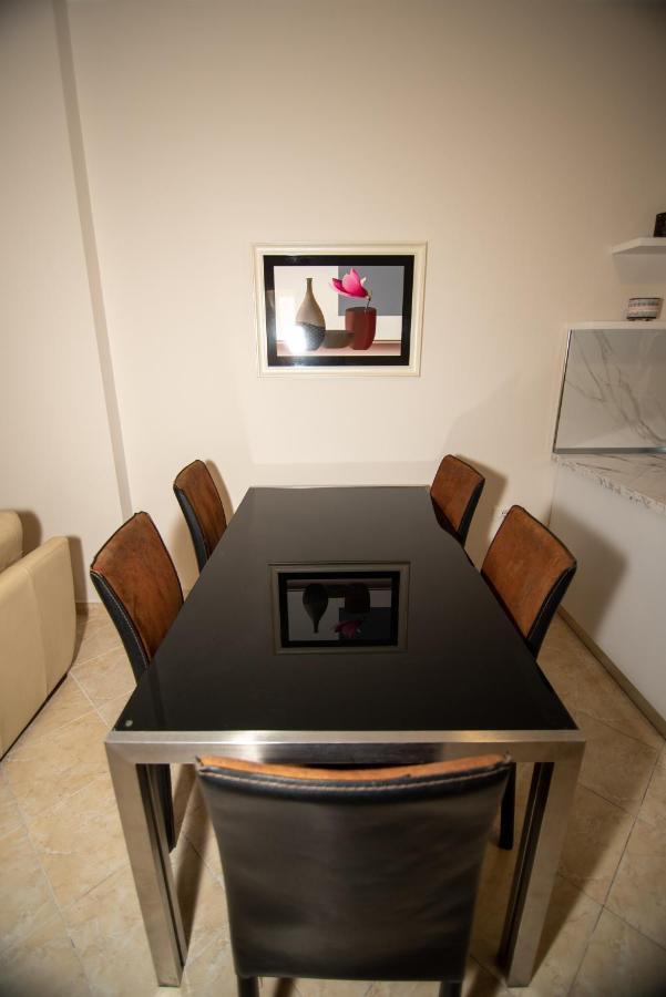 Ami Apartament Влёра Экстерьер фото