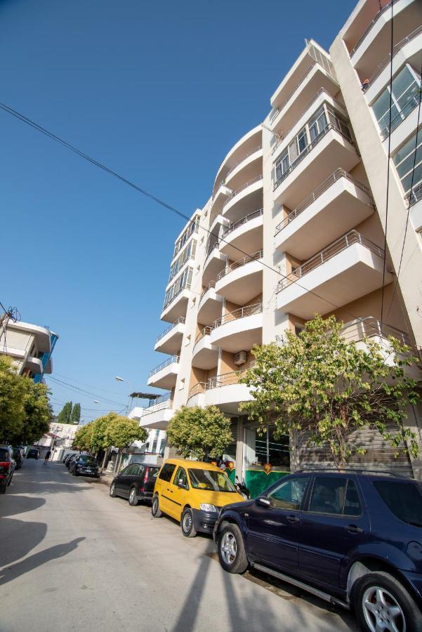 Ami Apartament Влёра Экстерьер фото