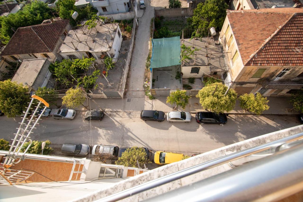 Ami Apartament Влёра Экстерьер фото